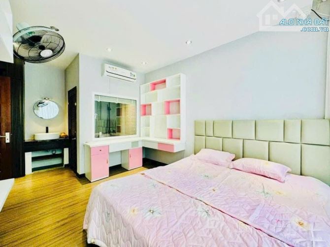 Bán Căn Nhà Kiểu Villa có hồ bơi Đường Số 30 P6 Gò Vấp, Giá 7.5tỷ - 7