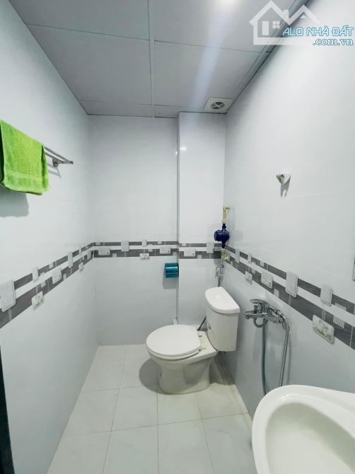 Bán nhà Minh Khai 57m2, 4T, MT 4m 6 phòng cho thuê, vị trí đẹp. Giá 7.75 tỷ - 9