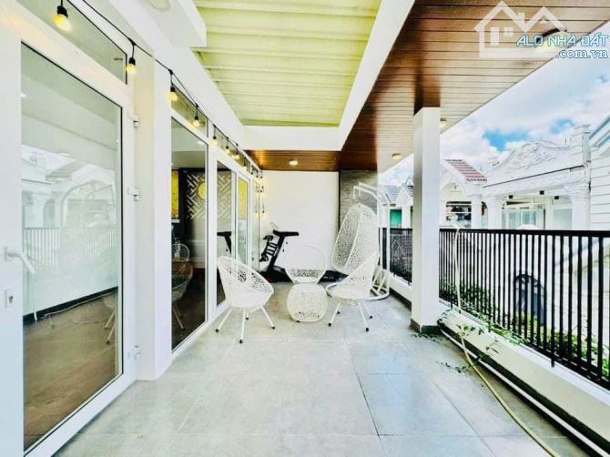 Bán Căn Nhà Kiểu Villa có hồ bơi Đường Số 30 P6 Gò Vấp, Giá 7.5tỷ - 9