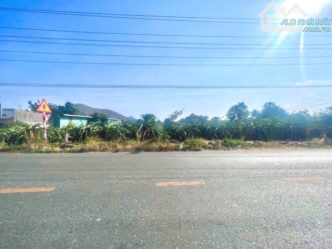 💥 ĐẤT MẶT TIỀN ĐƯỜNG NHỰA DT 718