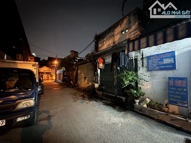 Bán Đất Việt Hưng: 65m2 Mt 4,5m ngõ Ô tô tránh, sát phố chỉ hơn 8 tỷ