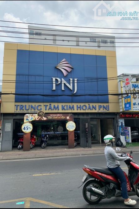 Bán nhà mặt tiền Phan Đăng Lưu, Phường 3 , Bình Thạnh, 8x18, 2 tầng, HĐT 180 tr giá 22 tỷ