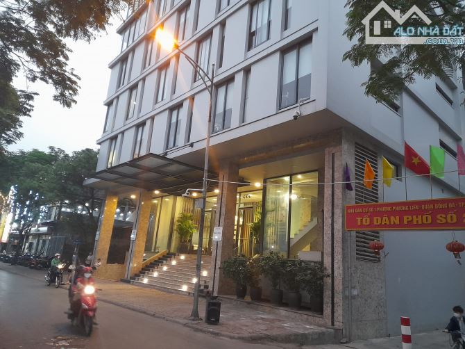 Bán mảnh đất mặt Hồ Ba Mẫu, DT 410m2, MT 16m, 150 tỷ - Khách sạn 10 tầng view hồ đẳng cấp - 1