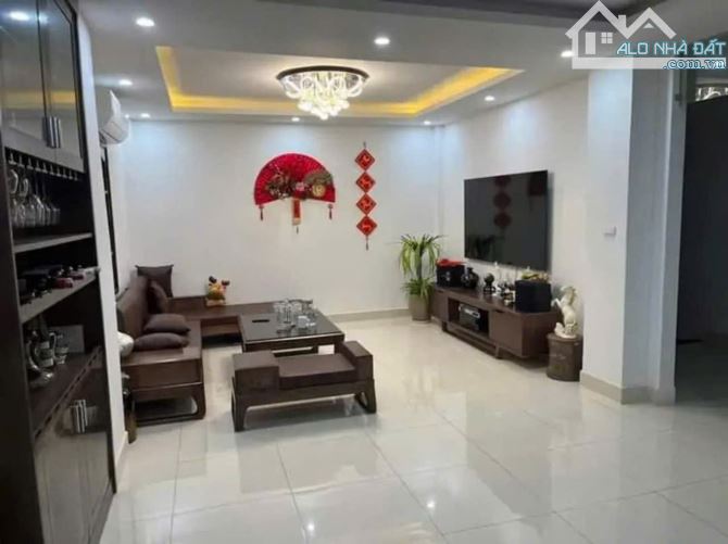 Bán nhà HOÀNG CẦU ĐỐNG ĐA - PHÂN LÔ  - GARA OTO - LÔ GÓC 2 THOANG - KHU VIP, 57m 5T chỉ - 2