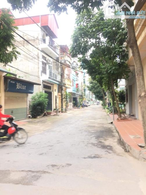 Bán mảnh đất 145m2 ô tô đỗ cửa Ngũ Hiệp, Thanh Trì cực đẹp. - 2