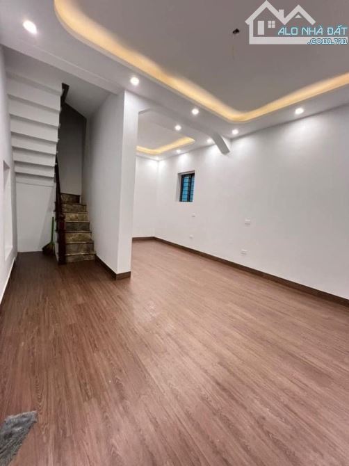 Bán nhà đẹp Triều Khúc, 46m2, 4 tầng, ô tô vào, KD tốt, lô góc, 7.8 tỷ - 2