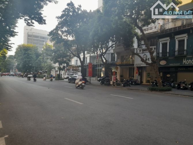 Bán tòa nhà mặt phố Bà Triệu, DT 230m2 x 11 Tầng, MT 10m, vỉa hè ô tô đỗ, Giá 186 tỷ. - 2