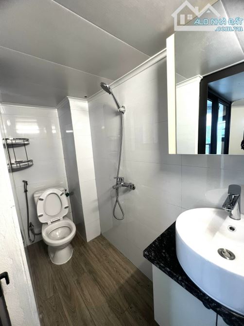 Cho Thuê CCMN Ngõ 262 Nguyễn Trãi 50m2 Gác Xép Ful Nội Thất Thang Máy, Ban Công Giặt Riêng - 3