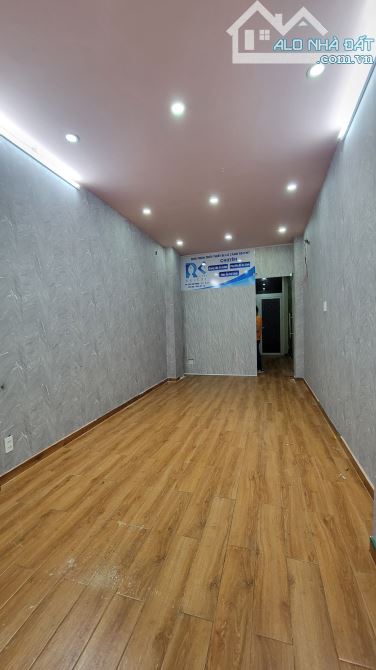 Nhà mới trống, nguyên căn mặt tiền (3.3x16.8m) MT Tân Phước, Q10 - 3