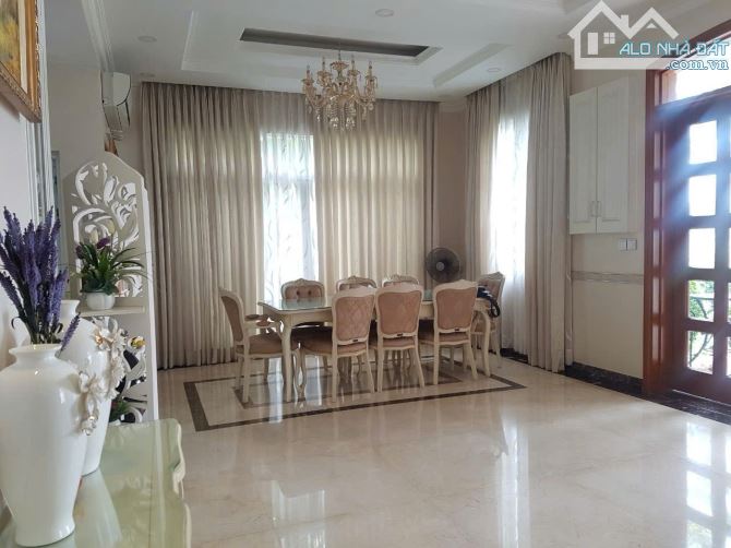 Cho thuê villa Phú Mỹ Hưng 308m2 nhà 5pn cao cấp giá 99 triệu/tháng, - 3