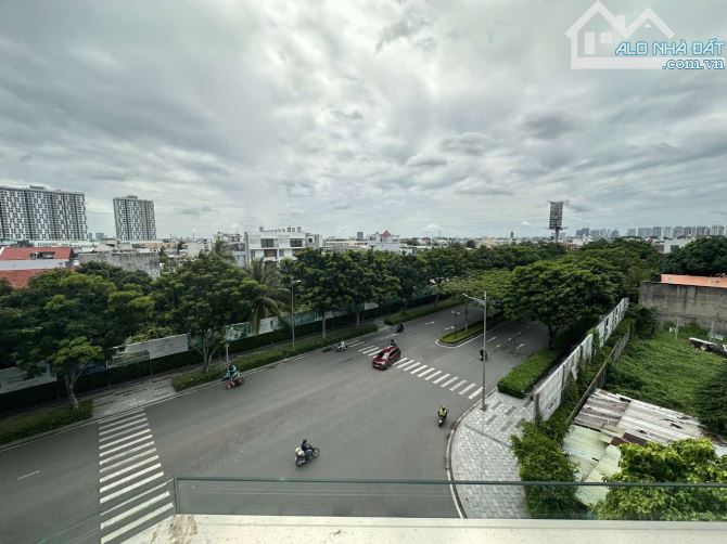 SIÊU PHẨM BIỆT THỰ VẠN PHÚC CITY, DTSD 1006M2 GÓC 3 MẶT TIỀN, DÒNG TIỀN 1.5 TỶ/NĂM - 3