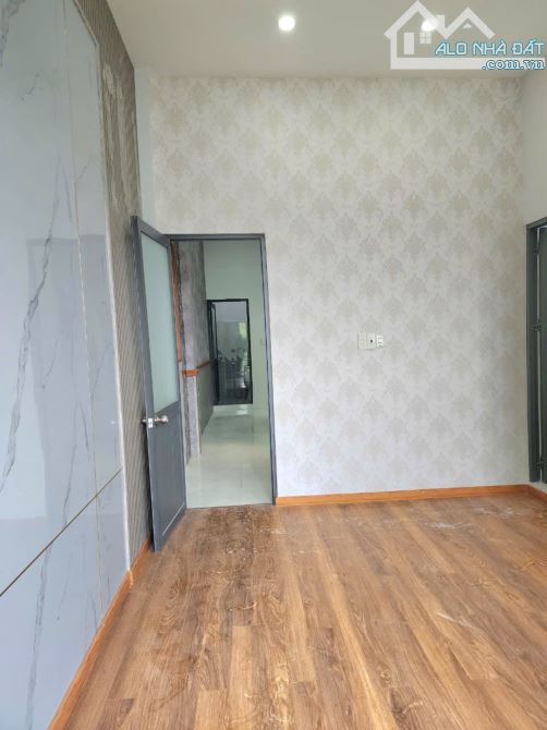Bán gấp nhà 1 trệt 1 lầu 1 tum, sổ riêng thổ cư gần trường TH Thạnh Phú, TT 600tr nhận nhà - 6