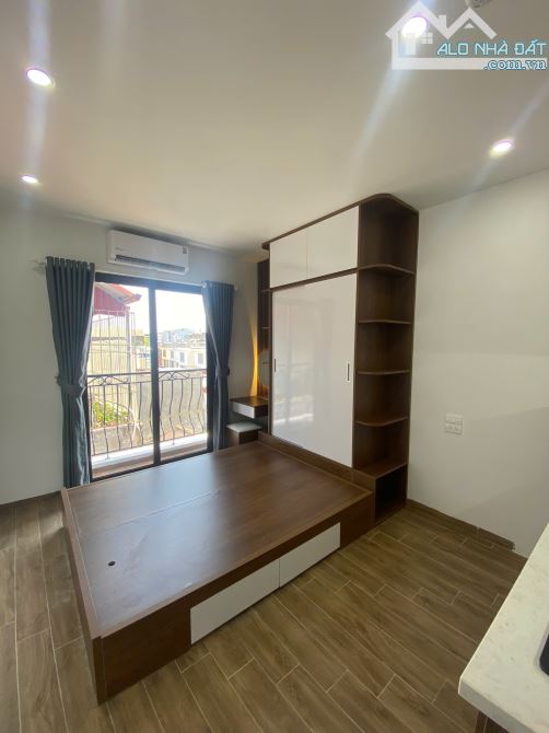 Cho Thuê CCMN 639 Hoàng Hoa Thám  Ba Đình 30m2 Studio Full Nội Thất ,Thang Máy Ban Công - 2