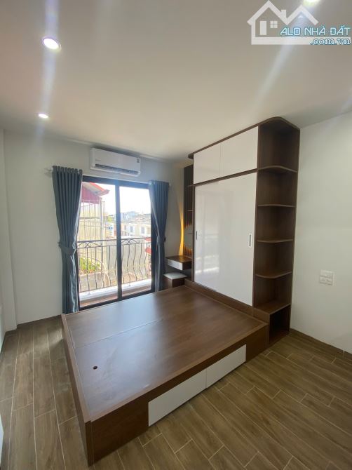 Cho Thuê CCMN 639 Hoàng Hoa Thám  Ba Đình 30m2 Studio Full Nội Thất ,Thang Máy Ban Công - 3