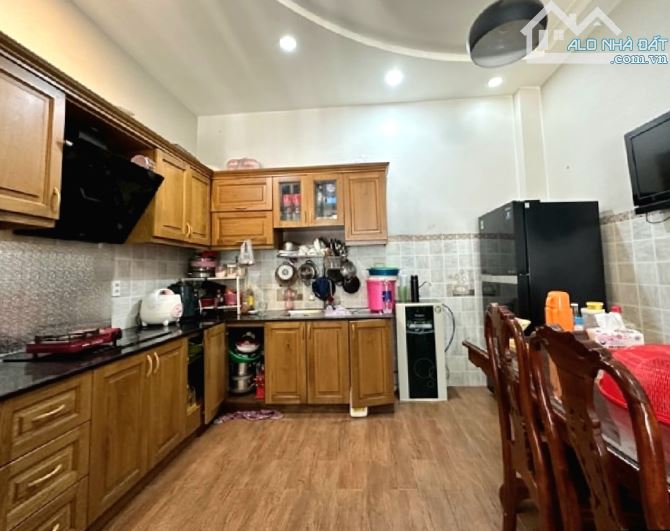 Nhà mới đẹp, đường ô tô 6m, 4 tầng 60m2, Thủ Đức, giá 5,5 tỷ