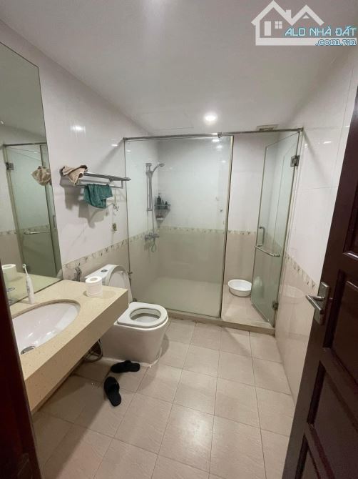 Bán CC Nguyễn Chí Thanh, Đống Đa, 149m, 3ngủ 2wc, Nhà mới đẹp ở ngay, Khu trung tâm quận - 11