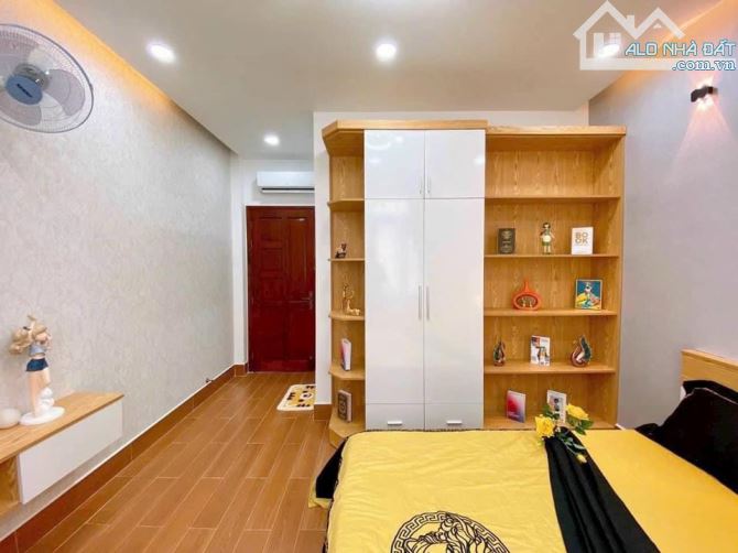 Lên sóng siểu phẩm Lê Văn Sỹ - Q,3. Giá 3ty450,DT 70m2 ,có sổ hồng riêng - 4