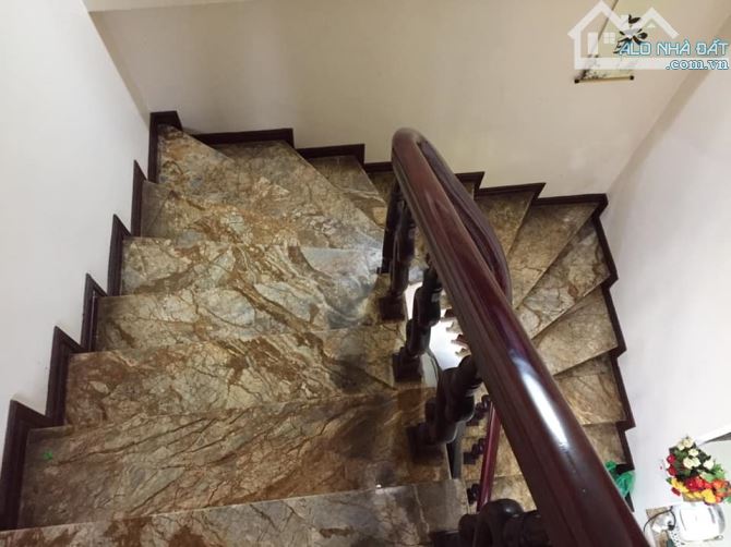 BÁN NHÀ DT 119M, MT 5M, PHÂN LÔ BỘ GIÁO DỤC, TÂY HỒ, Ô TÔ TRÁNH, KINH DOANH, GIÁ 31.8 TỶ - 5