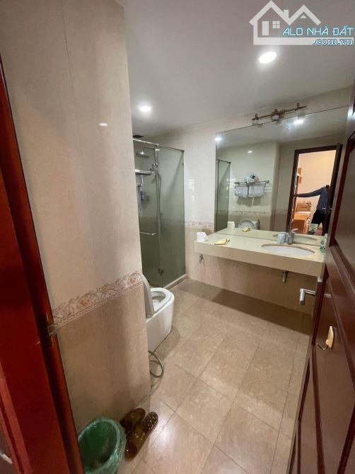 Bán CC Nguyễn Chí Thanh, Đống Đa, 149m, 3ngủ 2wc, Nhà mới đẹp ở ngay, Khu trung tâm quận - 5