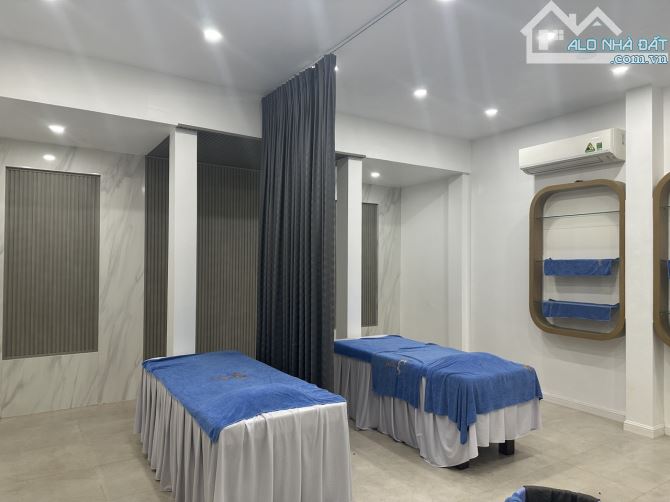 Giá 70 triệu cho thuê nhà 644 Điện Biên Phủ làm Spa,Nha Khoa,Thẩm mỹ