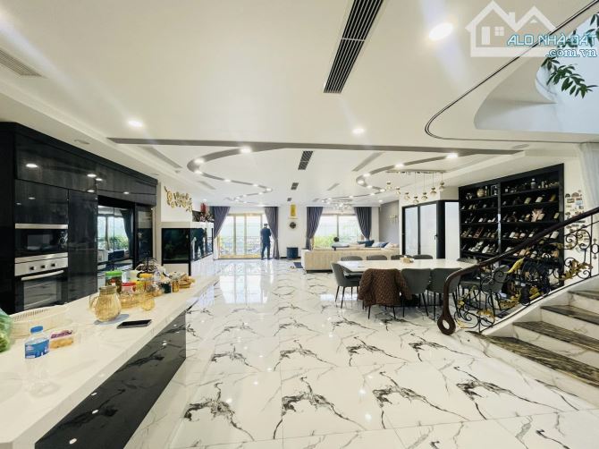 ⚜️ Siêu Apartment Đường Bưởi, 300m2 10 Tầng Thang máy, MT 9m, 52 Căn hộ, Ô tô tránh, Chỉ - 1