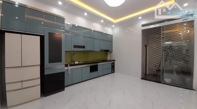 Bán nhà Văn Cao,  Đằng Lâm, Hải An  5 tầng, 112m2, 8,5 tỷ, đường 7m, sân cổng để ô tô. - 4