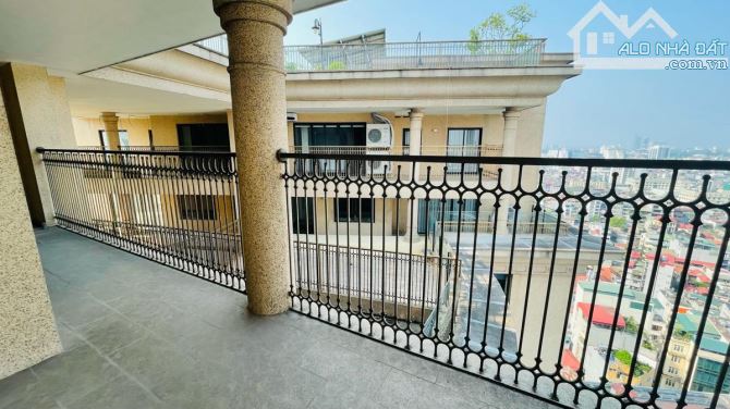 Quite Luxury Penhouse Duplex 36 Hoàng Cầu. DT 453m². Giá chào 42 Tỷ. - 6