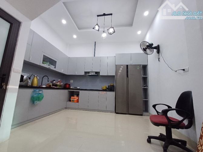 Bán nhà Hoàng Mai diện tích siêu rộng, 59m2, 5,2 tỷ - 1