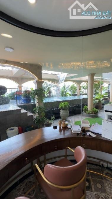 (HIẾM) Bán Penhouse siêu đẹp phố Minh Khai - Hai Bà Trưng, BẺ BƠI + SÂN VƯỜN, 500m2, 42 tỷ - 1