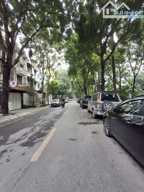 BT KĐT Mỹ Đình - Đường Lưu Hữu Phước. DT 200M. Mt 12M, 4 Tầng. View Sân Chơi. 55 Tỷ CTL - 1