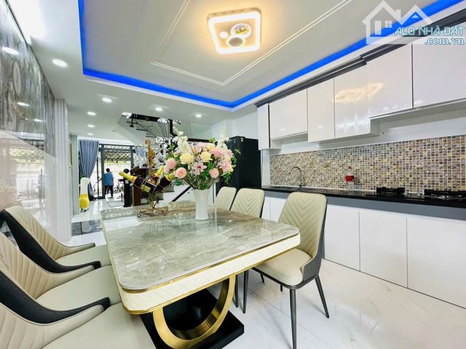 Cần bán nhà Quang Trung, Gò Vấp. Diện tích 70m2, Hướng Đông Nam, tài chính nhỉnh 5tỷ - 3