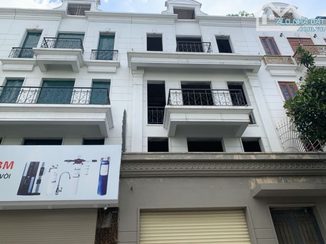 Bán căn Shophouse Thuận An Hải Phát đã hoàn thiện, đang cho thuê 23tr hàng tháng - 9