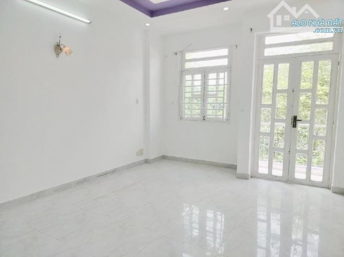 Bán nhà hẻm 359 Nguyễn Trọng Tuyển, 45m2, 1 trệt, 3 tầng, đẹp, hẻm to giá ngon bổ rẻ