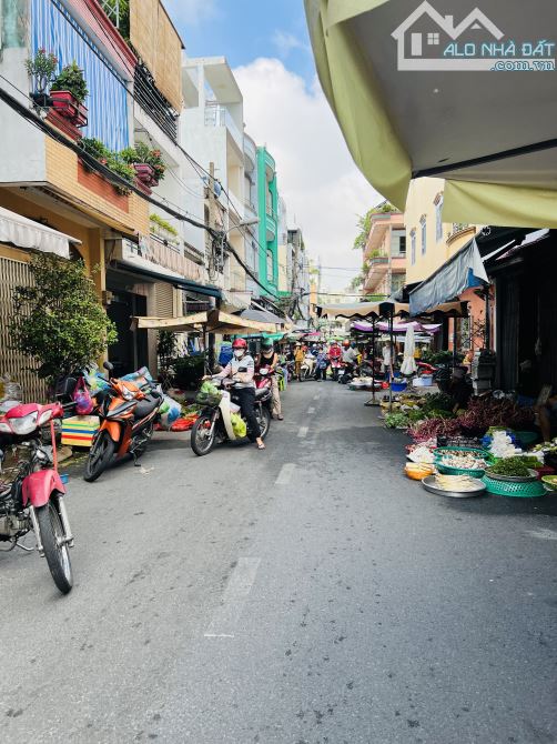 CƠ HỘI VÀNG NHÀ MẶT TIỀN CHỢ, DIỆN TÍCH LÝ TƯỞNG 5.2x19M NỞ HẬU 5.5M ĐẦU TƯ SINH LỢI NGAY