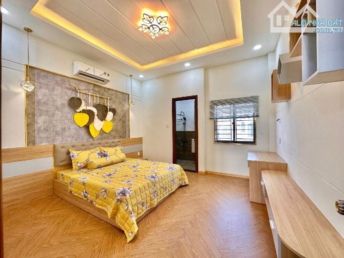 Nhà Đẹp Lung Linh - Ô Tô Ngủ Trong Nhà, Gần Emart Phan Huy Ích, 4,2x15, 4 Tầng , 8 tỷ - 1