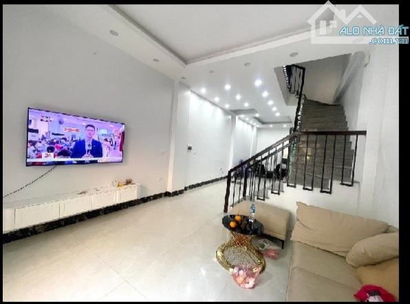 Nhà 5T*Dịch Vụ Khu D,Yên Nghĩa Hà Đông,ô tô Đỗ cửa ,Giáp Vành Đai 4,Viện nhi TW Cơ Sở 2. - 1