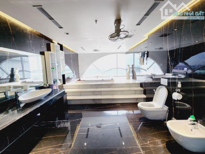 YÊN PHỤ BA ĐÌNH - PENTHOUSE 2 TẦNG - ĐẲNG CẤP NỘI ĐÔ - VỊ TRỊ ĐỘC TÔN - TẶNG FULL NỘI THẤT - 13