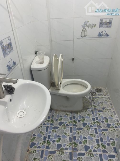 Gấp bán nhà mới Hẻm xe hơi, Ni Sư Huỳnh Liên Tân Bình 3 tầng 2PN 3WC 33m3 giá chỉ hơn 3 tỷ - 5