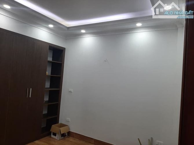 BÁN NHÀ TRƯƠNG ĐỊNH, 35M2 x 4T x MT 4,5M = 4,1 TỶ, NGÕ NÔNG LÔ GÓC, NỞ HẬU, 100M RA PHỐ - 6