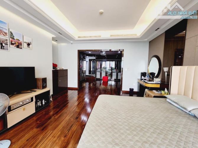 YÊN PHỤ BA ĐÌNH - PENTHOUSE 2 TẦNG - ĐẲNG CẤP NỘI ĐÔ - VỊ TRỊ ĐỘC TÔN - TẶNG FULL NỘI THẤT - 9