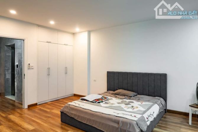 Bán nhà Phân lô Yên Lãng 80m2 MT 5m 5T ô tô tránh, vỉa hè 2m, VP KD Cty chỉ 25 tỷ - 9