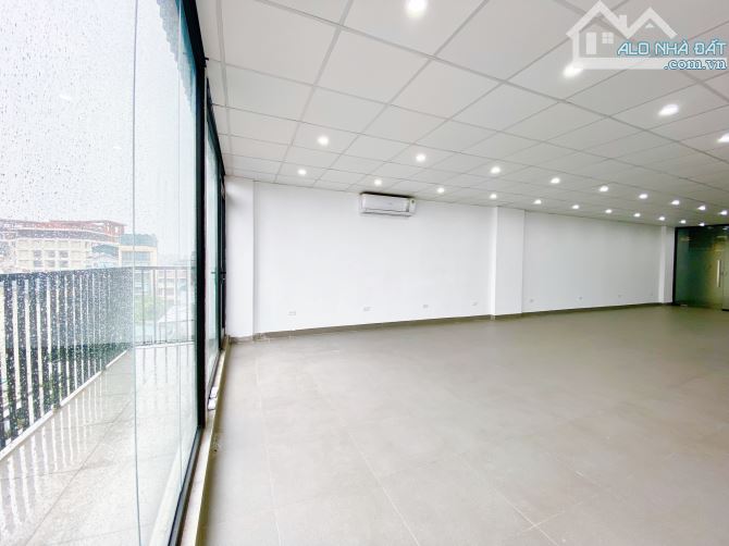 Cho thuê văn phòng tại Lê Trọng Tấn, Thanh Xuân sàn 85m2 đẹp như hoa hậu giá rẻ nhất quận