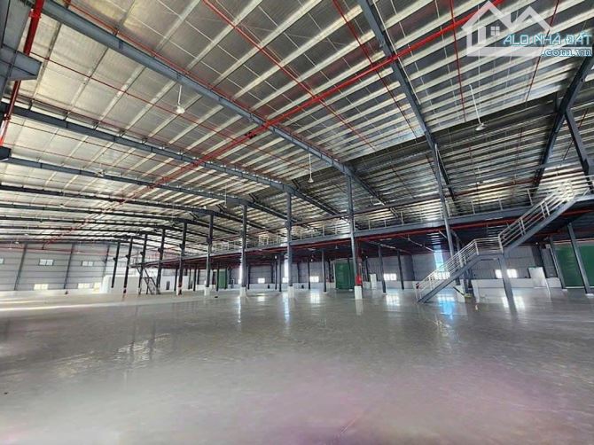 Cho thuê 4300m2 kho xưởng tại khu công nghiệp Quang Minh- Hà Nội.
