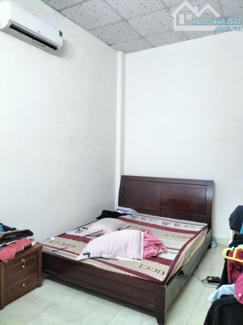 NHÀ ĐƯỜNG TÔN ĐẢN ngay Chợ Hoà An, 60m2, 2 ngủ, Giá rất rẻ - 1