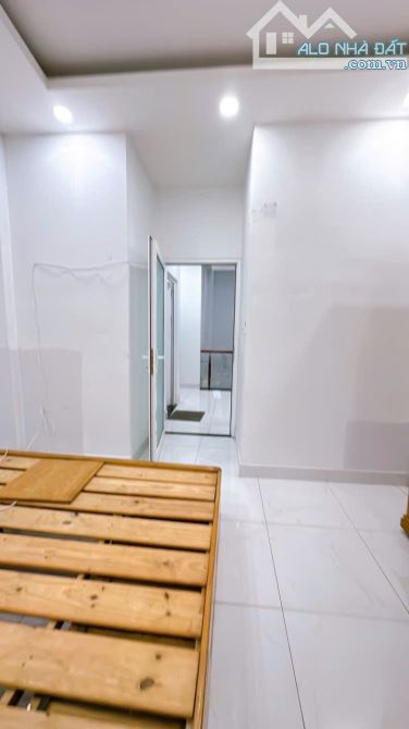 SIÊU PHẨM 5 TẦNG 50M2 GIÁ RẺ CÁCH XE  HƠI 3 CĂN CHỈ 10 MÉT KHAI THÁC 25TR/TH - 14