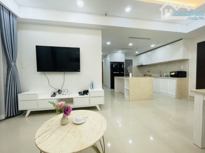 Cho thuê căn hộ M8 khu Midtown PMH, 3PN, 2WC, nhà mới 100% - 4