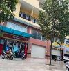 Cho thuê căn nhà tại Đ. Lê Lai P.3 Tp. Vũng Tàu.  Hiện trạng : 1 trệt 2 lầu, gồm 5 phòng