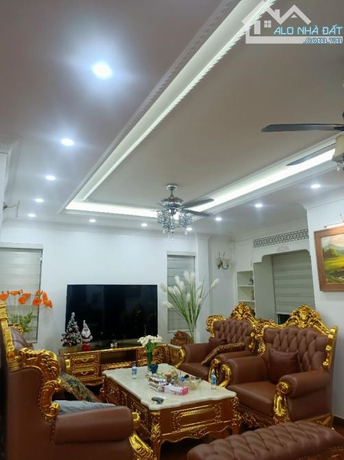 Vũ Tông Phan, Thanh Xuân, 7 tầng thang máy, kinh doanh, ô tô vào nhà, 53m², nhỉnh 14 tỷ