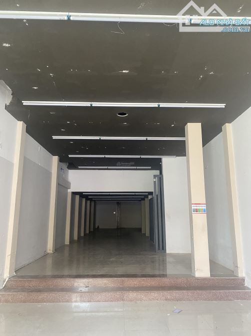 Cho thuê nhà 150m 2,5 tầng mặt tiền Lê Duẩn, Phường Tân Chính, Quận Thanh Khê, Tp Đà Nẵng.