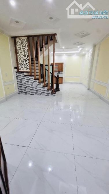 BÁN NHÀ 5 TẦNG (55m2) – HÀM NGHI, MỸ ĐÌNH – GIÁ TỐT 9.8 TỶ